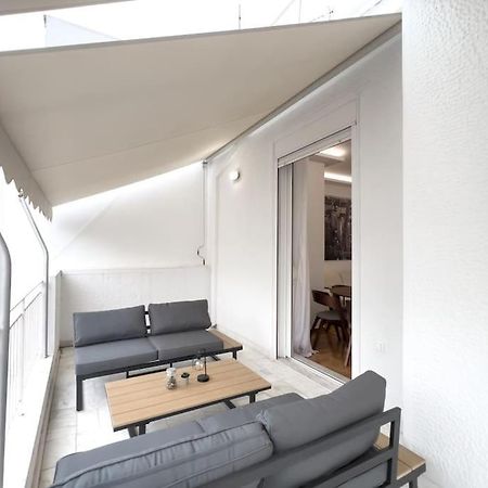 Spacious Penthouse Near Downtown Athens Exterior photo