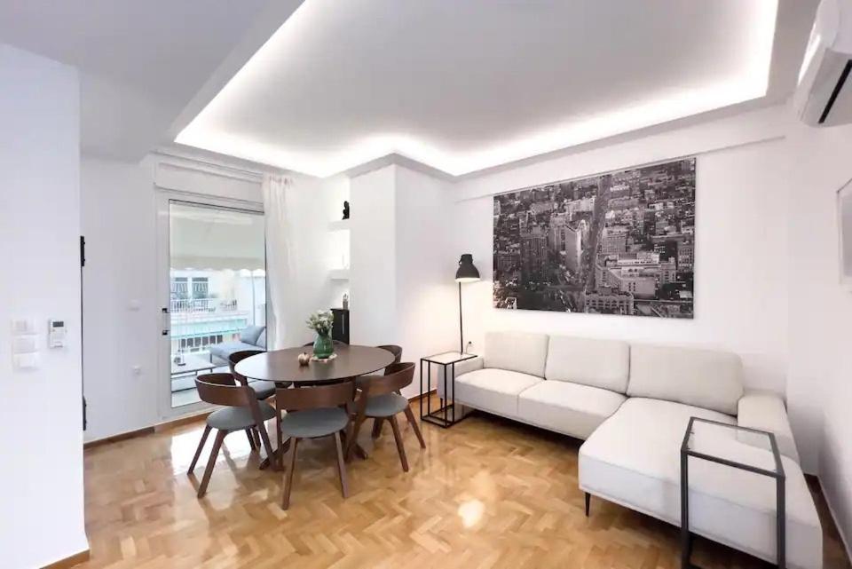 Spacious Penthouse Near Downtown Athens Exterior photo