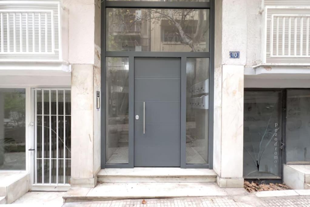 Spacious Penthouse Near Downtown Athens Exterior photo